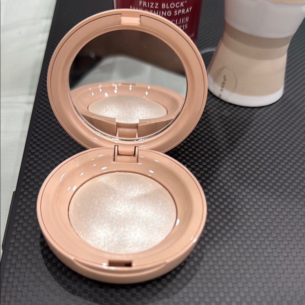 Rare Beauty Positive Light Highlighter in Enlighten - Picture 2 of 2